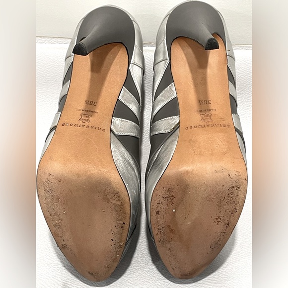 Brian Atwood Open Toe Pumps sz 8.5 - Picture 10 of 11